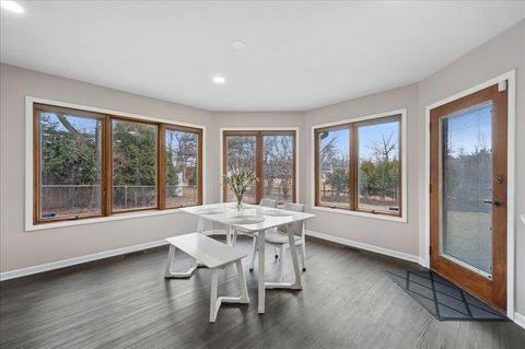 Tiny photo for 1415 Lori Lyn Lane, Northbrook, IL 60062 (MLS # 12570387)