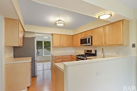 Tiny photo for 810 Harvest Drive, Lake Zurich, IL 60047 (MLS # 12495129)