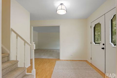 Tiny photo for 810 Harvest Drive, Lake Zurich, IL 60047 (MLS # 12495129)