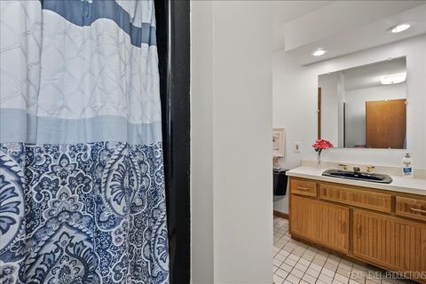 Tiny photo for 200 E Webb Street, Sandwich, IL 60548 (MLS # 12548317)