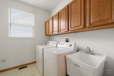 Tiny photo for 13116 Eakin Creek Court, Huntley, IL 60142 (MLS # 12521777)