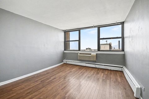 Tiny photo for 5740 N sheridan Road #8D, Chicago, IL 60660 (MLS # 12615545)