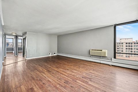 Tiny photo for 5740 N sheridan Road #8D, Chicago, IL 60660 (MLS # 12615545)