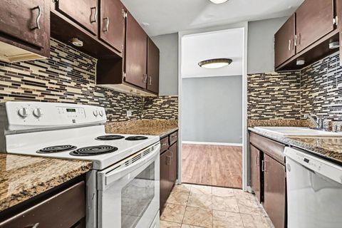 Tiny photo for 5740 N sheridan Road #8D, Chicago, IL 60660 (MLS # 12615545)