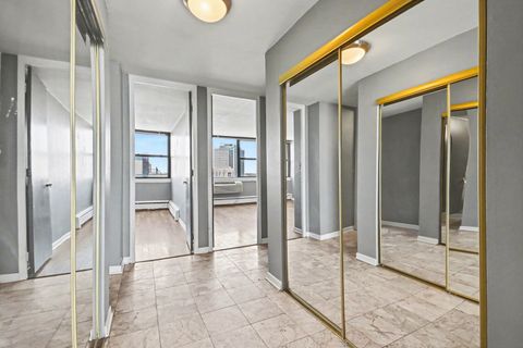 Tiny photo for 5740 N sheridan Road #8D, Chicago, IL 60660 (MLS # 12615545)