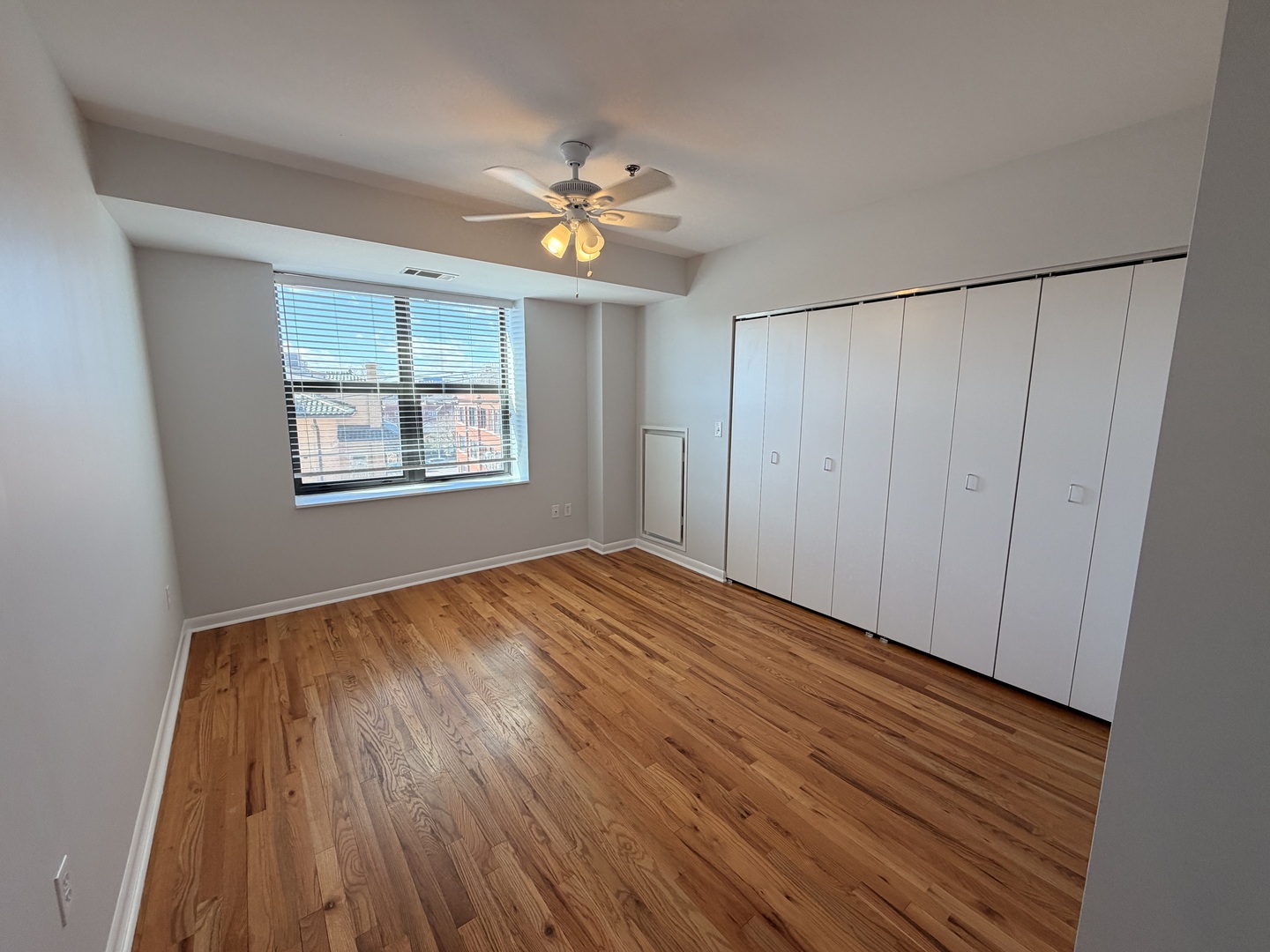 1337 W Fargo Avenue 404