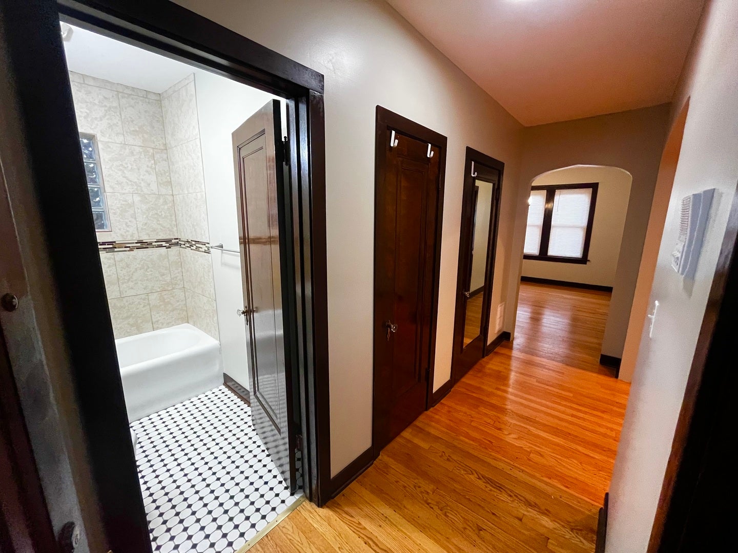 3123 W 55th Street 2W