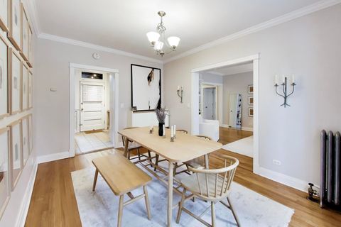 Tiny photo for 540 W Cornelia Avenue #2S, Chicago, IL 60657 (MLS # 12590297)