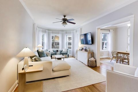 Tiny photo for 540 W Cornelia Avenue #2S, Chicago, IL 60657 (MLS # 12590297)