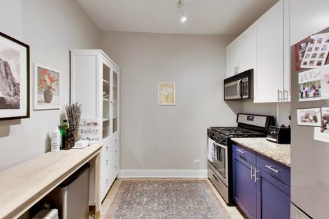 Tiny photo for 540 W Cornelia Avenue #2S, Chicago, IL 60657 (MLS # 12590297)
