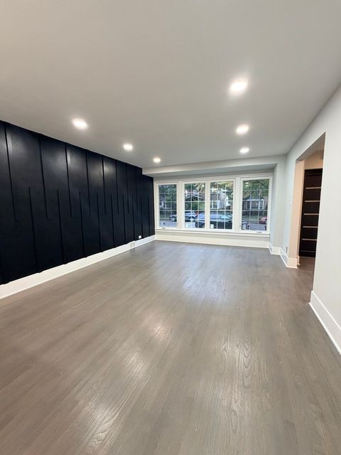 Tiny photo for 3024 W Fargo Avenue, Chicago, IL 60645 (MLS # 12501392)