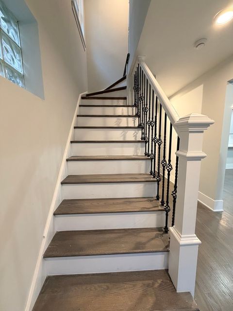 Tiny photo for 3024 W Fargo Avenue, Chicago, IL 60645 (MLS # 12501392)