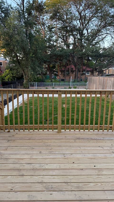 Tiny photo for 3024 W Fargo Avenue, Chicago, IL 60645 (MLS # 12501392)