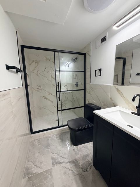 Tiny photo for 3024 W Fargo Avenue, Chicago, IL 60645 (MLS # 12501392)