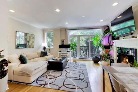 Tiny photo for 1523 W THOMAS Street #2, Chicago, IL 60642 (MLS # 12667539)
