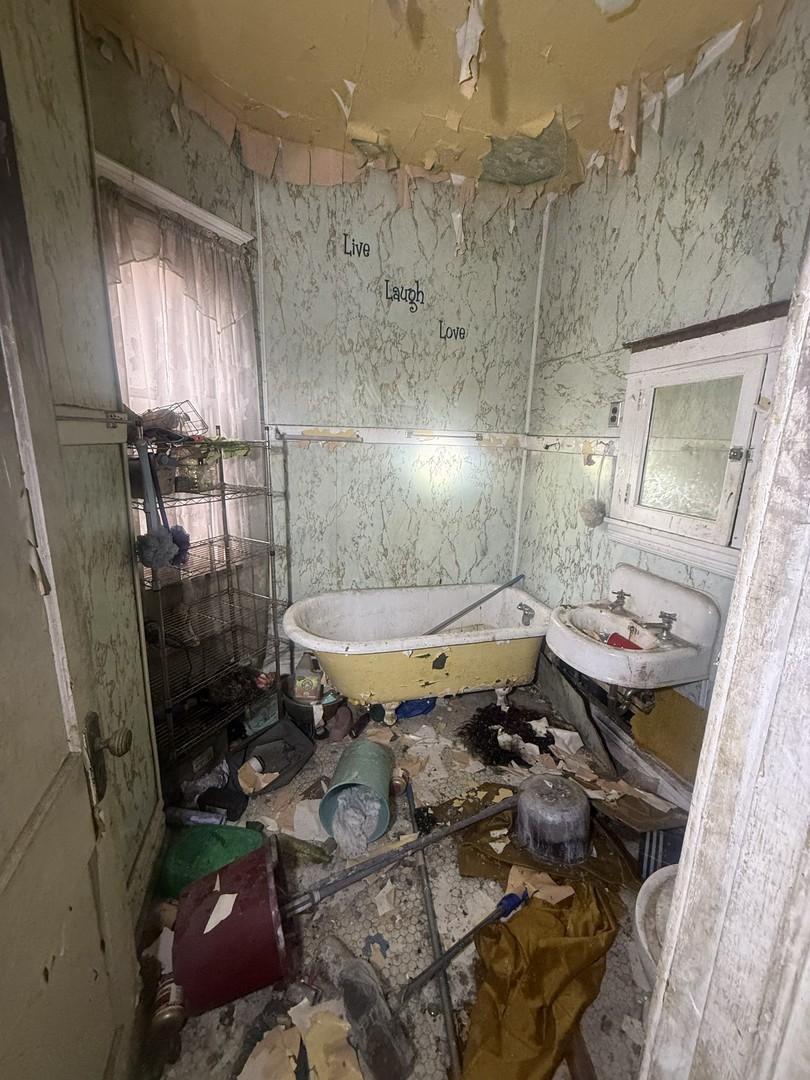 7216 S Dobson Avenue