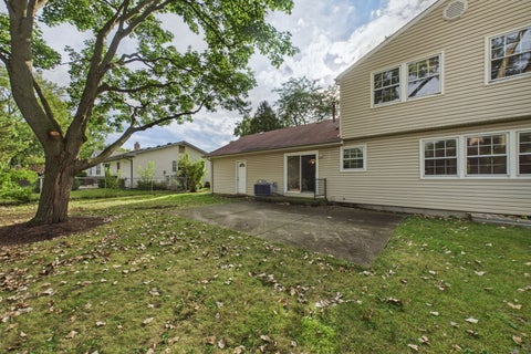 Tiny photo for 848 Clohesey Drive, Buffalo Grove, IL 60089 (MLS # 12758200)