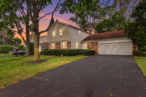 Tiny photo for 848 Clohesey Drive, Buffalo Grove, IL 60089 (MLS # 12758200)
