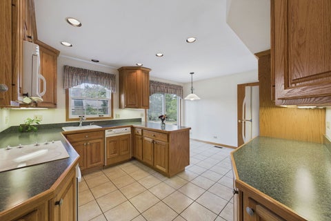 Tiny photo for 848 Clohesey Drive, Buffalo Grove, IL 60089 (MLS # 12758200)