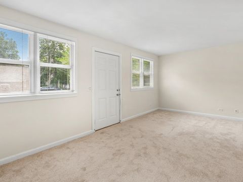 Tiny photo for 1006 Pine Street, Fox River Grove, IL 60021 (MLS # 12493713)