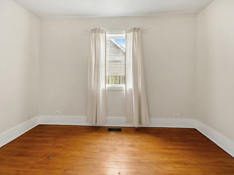 Tiny photo for 1006 Pine Street, Fox River Grove, IL 60021 (MLS # 12493713)