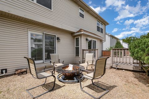 Tiny photo for 652 Timberline Drive, Bolingbrook, IL 60490 (MLS # 12458347)