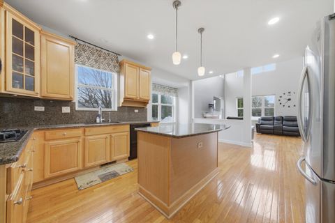 Tiny photo for 217 Sunbury Drive, St. Charles, IL 60175 (MLS # 12593961)