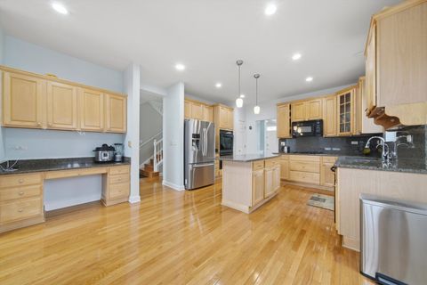 Tiny photo for 217 Sunbury Drive, St. Charles, IL 60175 (MLS # 12593961)