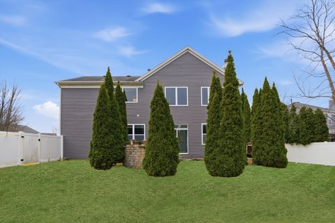 Tiny photo for 217 Sunbury Drive, St. Charles, IL 60175 (MLS # 12593961)