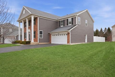 Tiny photo for 217 Sunbury Drive, St. Charles, IL 60175 (MLS # 12593961)