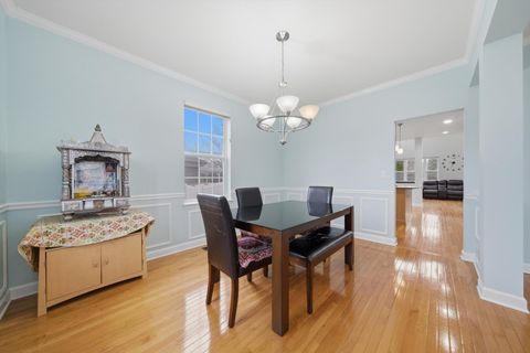 Tiny photo for 217 Sunbury Drive, St. Charles, IL 60175 (MLS # 12593961)