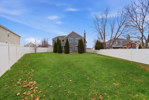 Tiny photo for 217 Sunbury Drive, St. Charles, IL 60175 (MLS # 12593961)