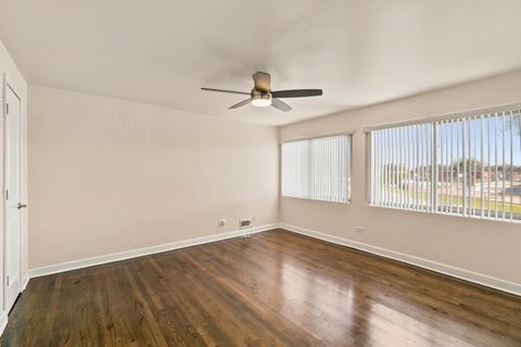 Tiny photo for 1727 E 74th Street, Chicago, IL 60649 (MLS # 12670694)