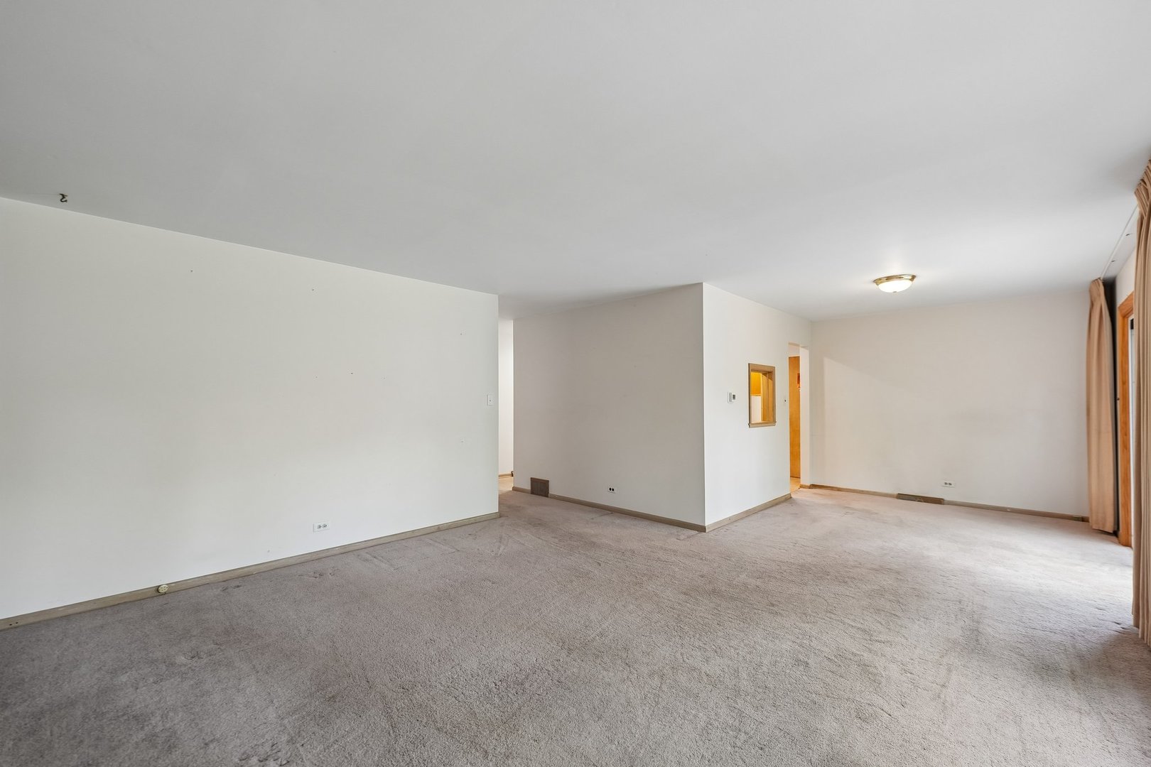 9136 W 91st Place