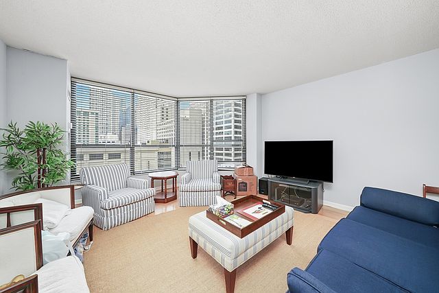 405 N Wabash Avenue 502