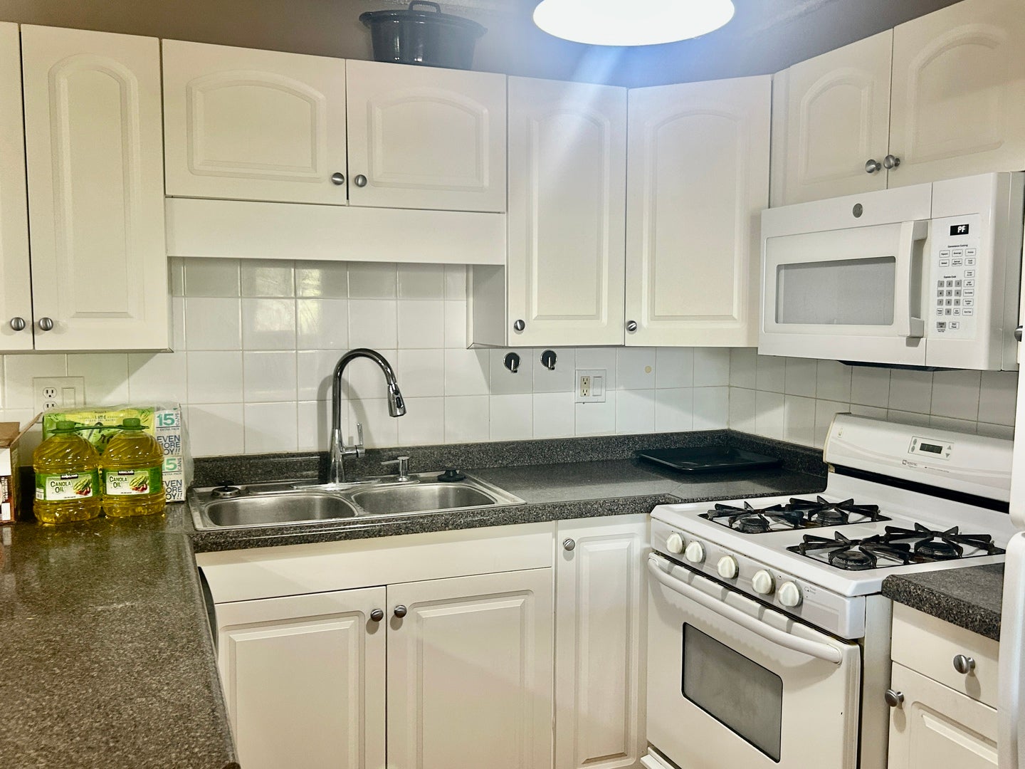 5S070 Pebblewood Lane G11