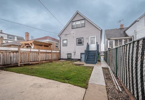 Tiny photo for 3024 East Avenue, Berwyn, IL 60402 (MLS # 12586820)