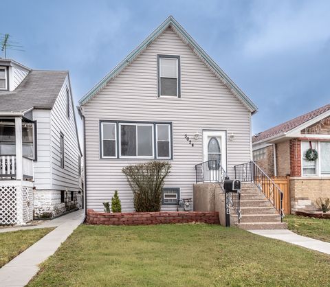Tiny photo for 3024 East Avenue, Berwyn, IL 60402 (MLS # 12586820)