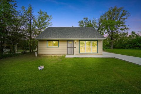 Photo of 202 Allegheny Street, Park Forest, IL 60466 (MLS # 12510905)