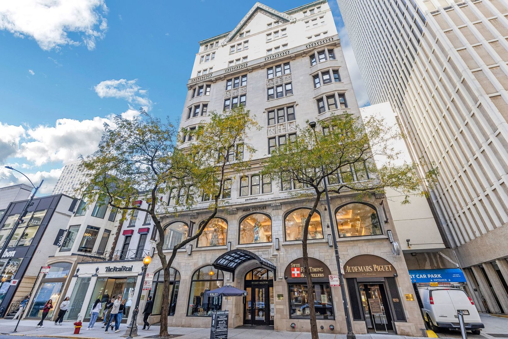 70 E WALTON Street 501-601