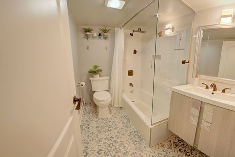 Tiny photo for 10230 Washington Avenue #1D, Oak Lawn, IL 60453 (MLS # 12506687)