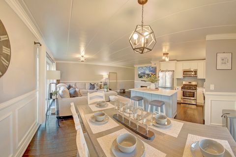 Tiny photo for 10230 Washington Avenue #1D, Oak Lawn, IL 60453 (MLS # 12506687)