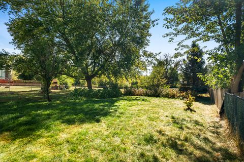 Tiny photo for 545 Old Stone Road, Bolingbrook, IL 60440 (MLS # 12490408)