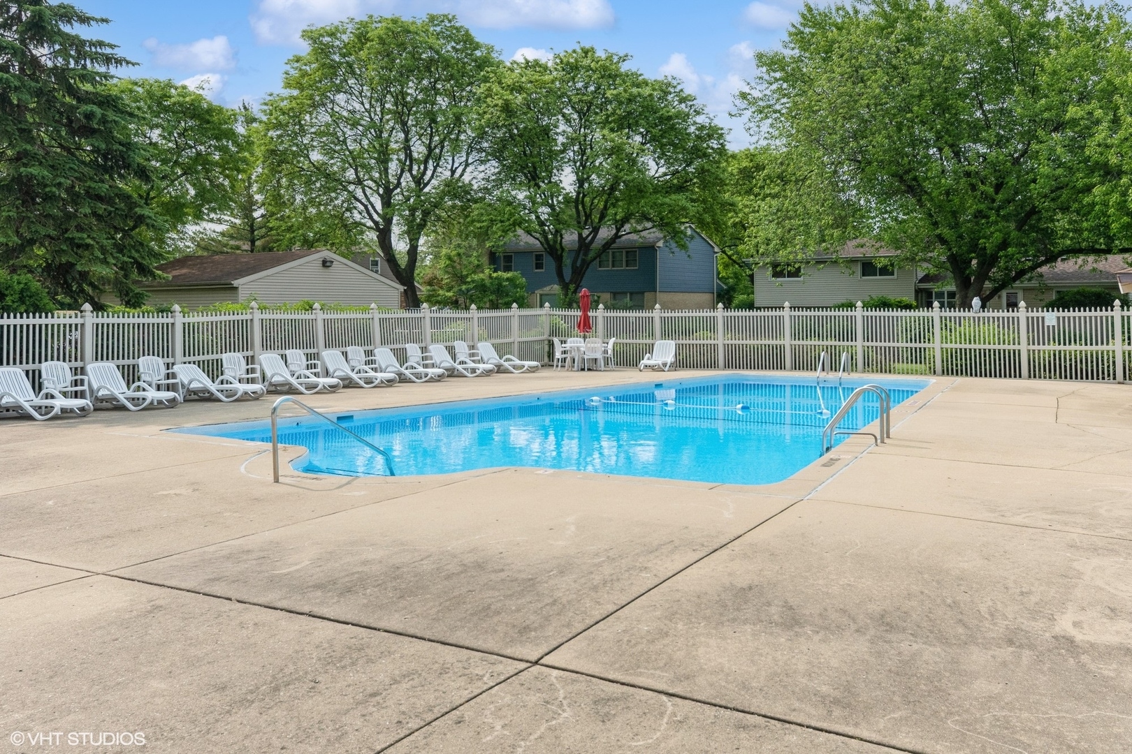 516 N Wilke Road 105