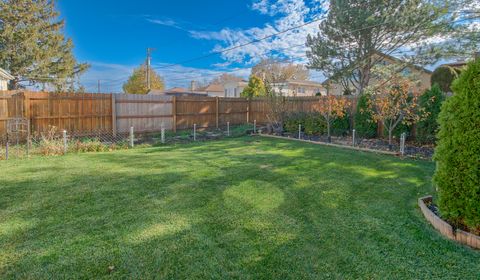 Tiny photo for 505 Dover Drive, Des Plaines, IL 60018 (MLS # 12525396)