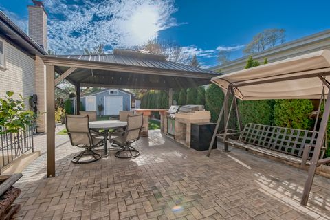 Tiny photo for 505 Dover Drive, Des Plaines, IL 60018 (MLS # 12525396)