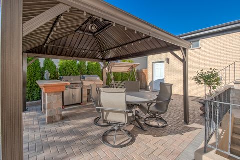 Tiny photo for 505 Dover Drive, Des Plaines, IL 60018 (MLS # 12525396)