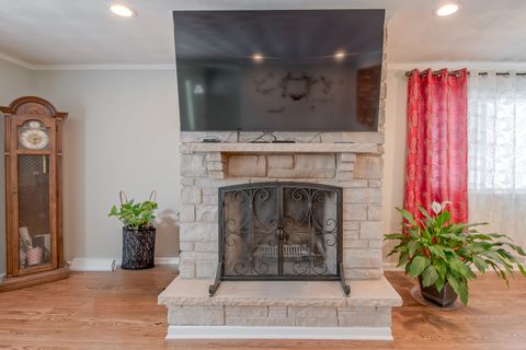 Tiny photo for 505 Dover Drive, Des Plaines, IL 60018 (MLS # 12525396)