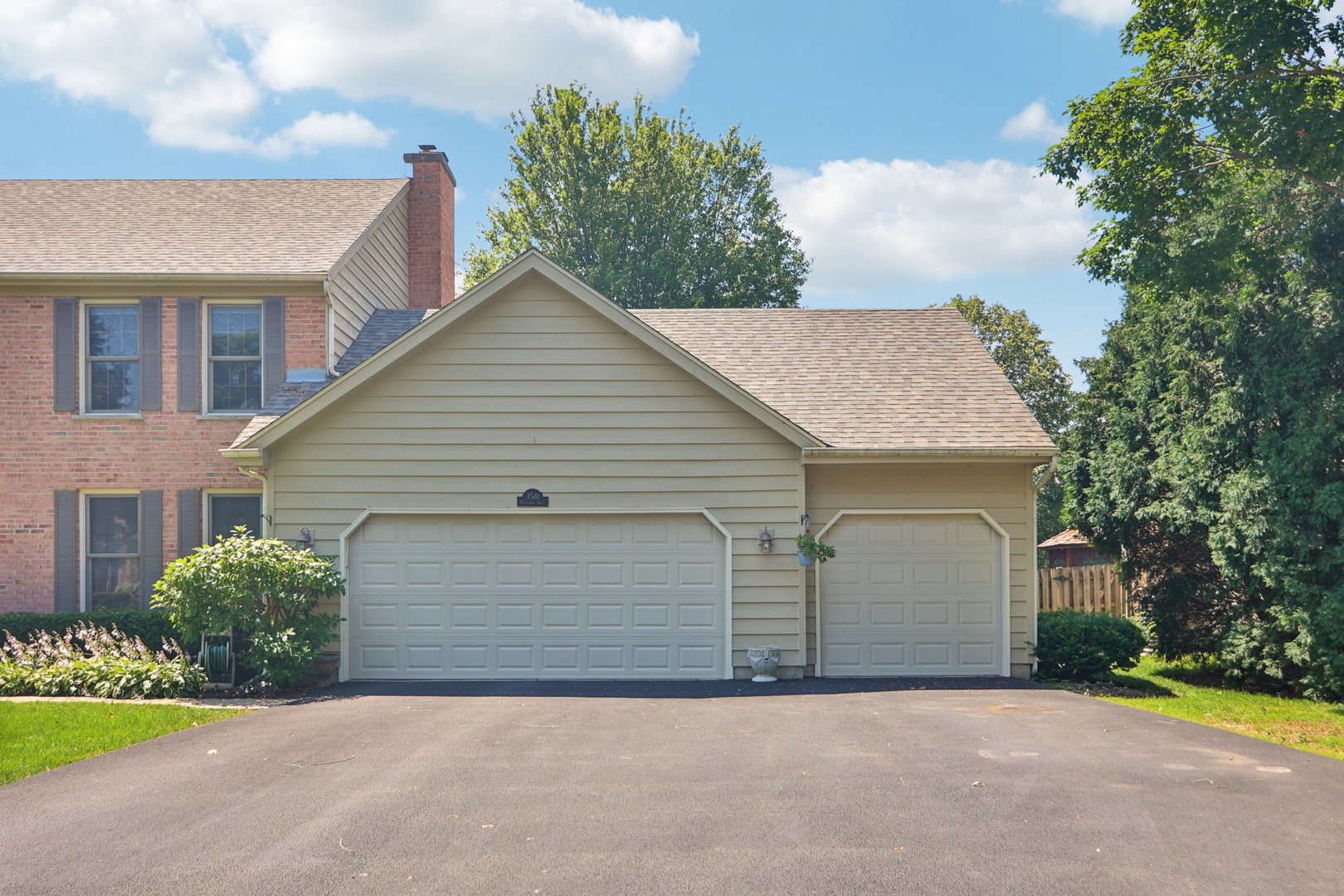 3581 Persimmon Drive