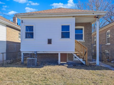 Tiny photo for 7812 S King Drive, Chicago, IL 60619 (MLS # 12587905)